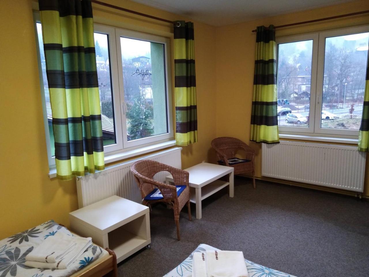 Penzion Snezenka Jiretin pod Bukovou Extérieur photo