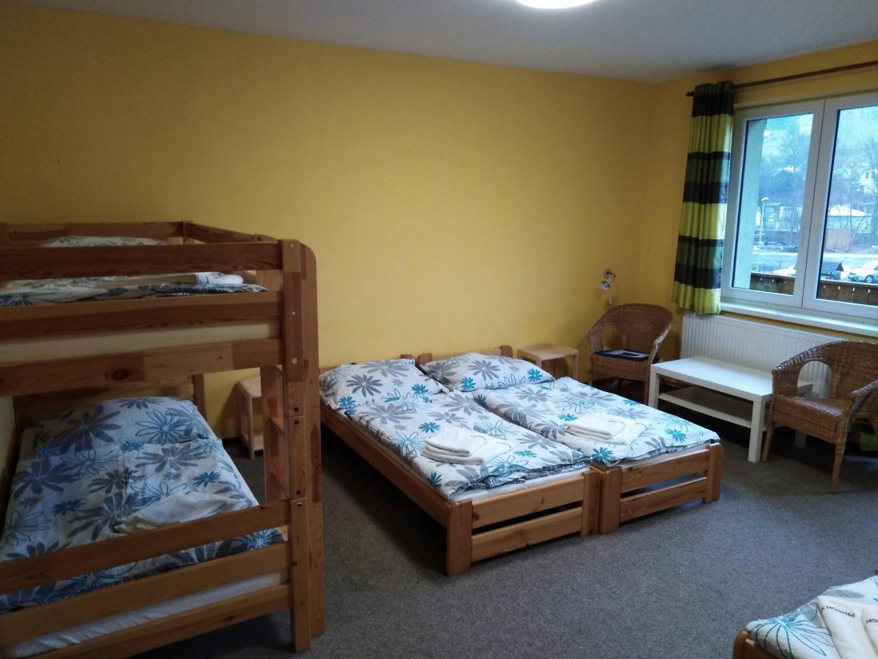 Penzion Snezenka Jiretin pod Bukovou Extérieur photo
