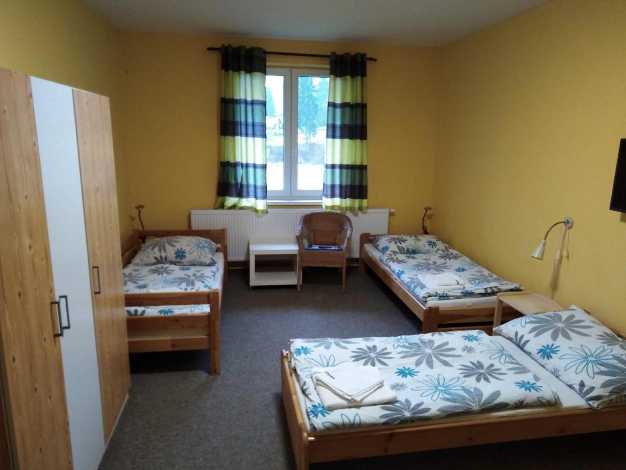 Penzion Snezenka Jiretin pod Bukovou Extérieur photo