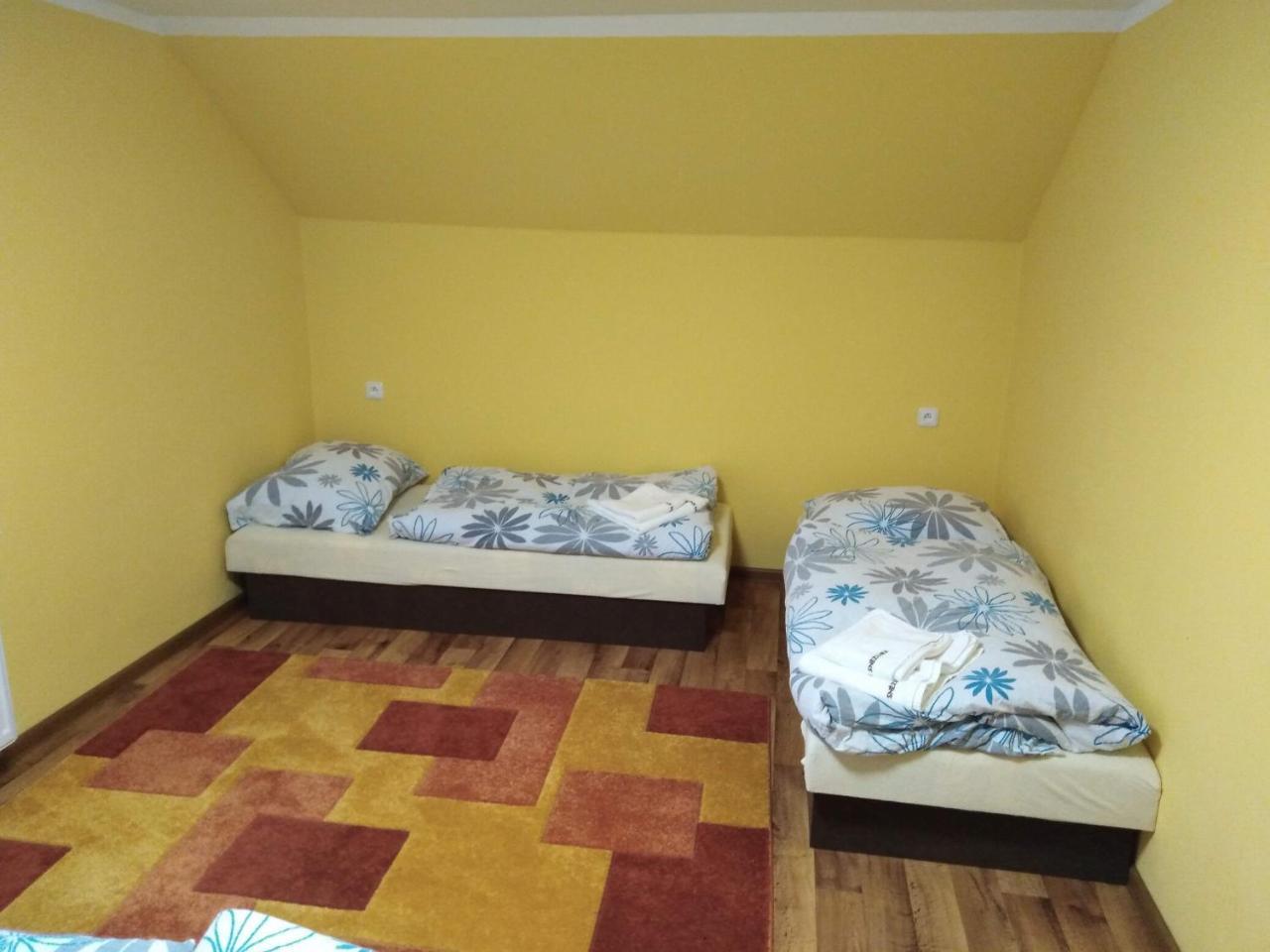 Penzion Snezenka Jiretin pod Bukovou Extérieur photo