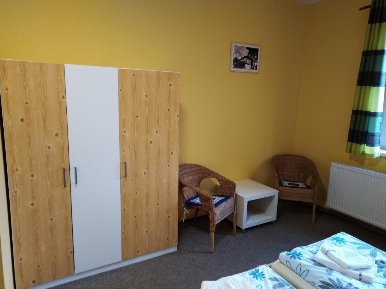 Penzion Snezenka Jiretin pod Bukovou Extérieur photo