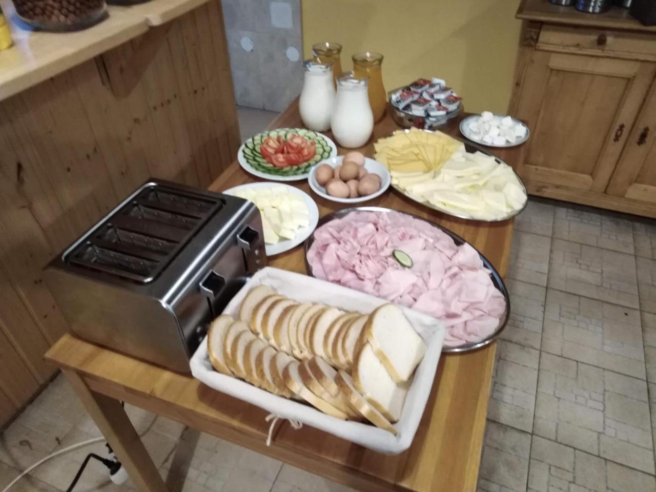 Penzion Snezenka Jiretin pod Bukovou Extérieur photo